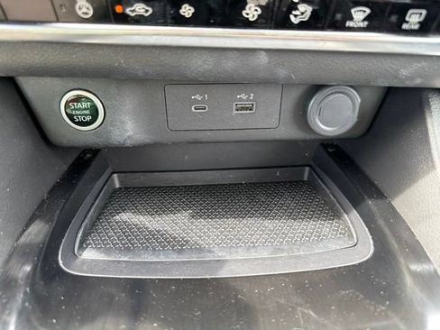 Used 2023 Nissan Rogue SV w/ SV Premium B Package FWD image 25
