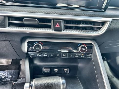 Used 2023 Kia K5 GT-Line image 17