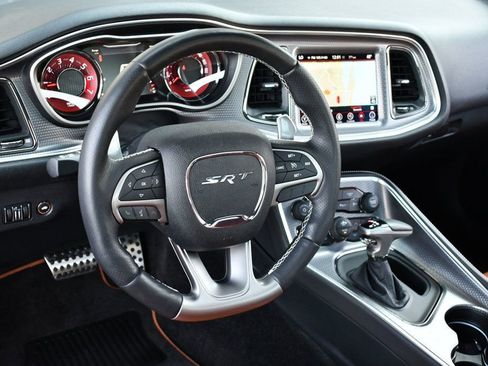 Used 2017 Dodge Challenger SRT Hellcat image 44