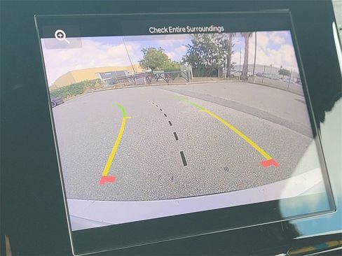 Used 2023 Jeep Grand Cherokee L Laredo image 19