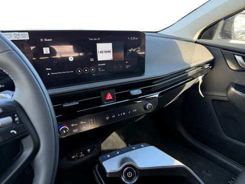 New 2025 Kia EV6 Wind image 12