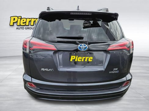 Used 2018 Toyota RAV4 SE w/ Advanced Technology Package AWD/4WD image 4