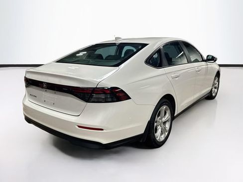 Used 2023 Honda Accord LX image 7