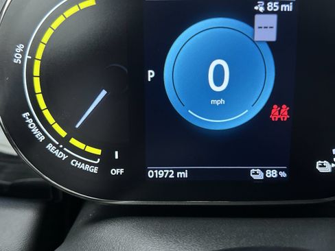 Used 2024 MINI Cooper SE FWD image 18