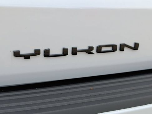New 2026 GMC Yukon Denali Ultimate AWD/4WD image 45