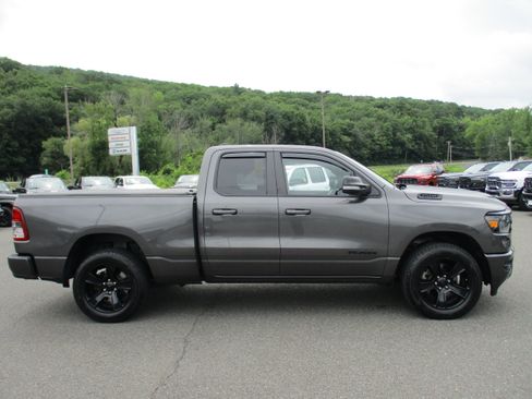 Used 2022 RAM 1500 Big Horn AWD/4WD image 4