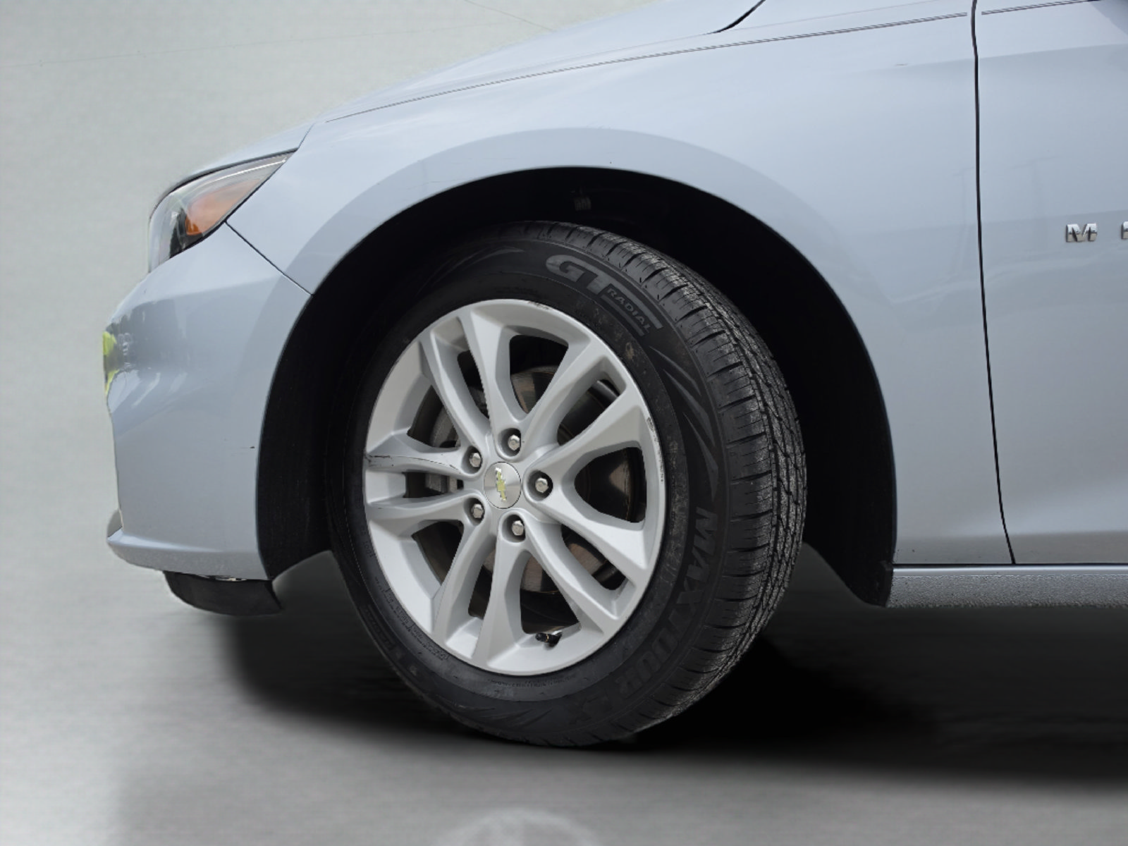 Used 2018 Chevrolet Malibu LT w/ Leather Package FWD image 40