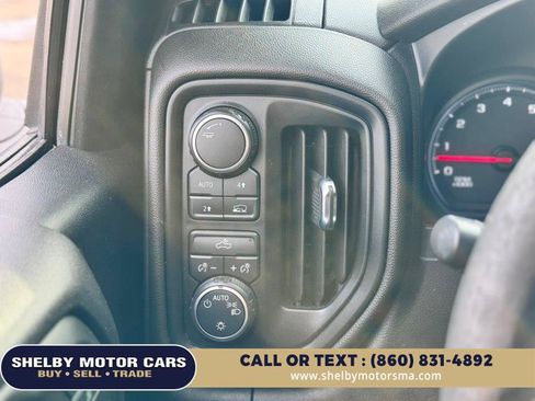 Used 2020 Chevrolet Silverado 1500 Custom w/ Custom Value Package image 11