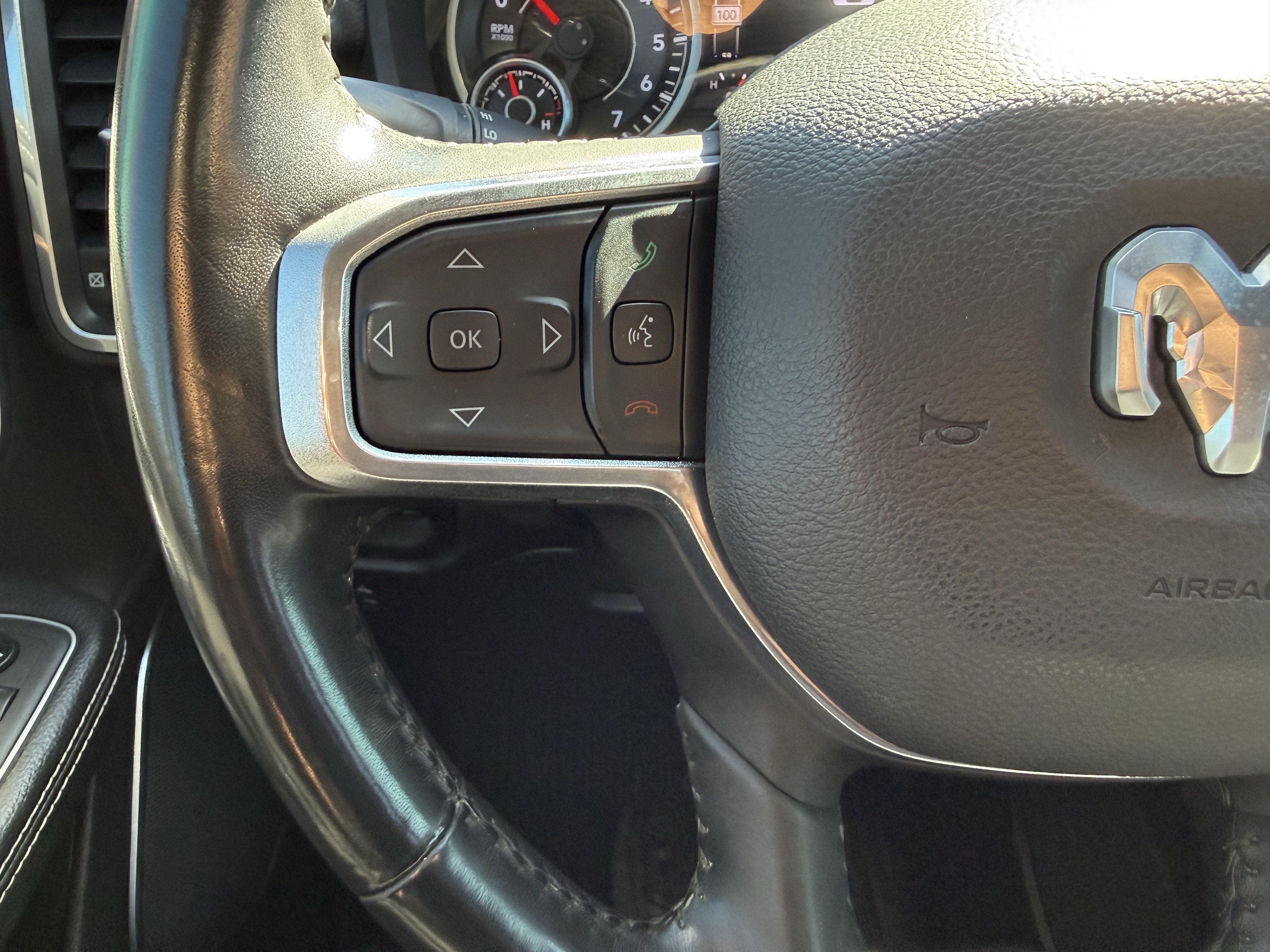 Used 2021 RAM 1500 Laramie AWD/4WD image 19