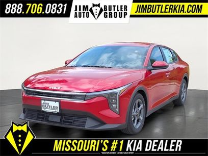 New 2025 Kia K4 LXS