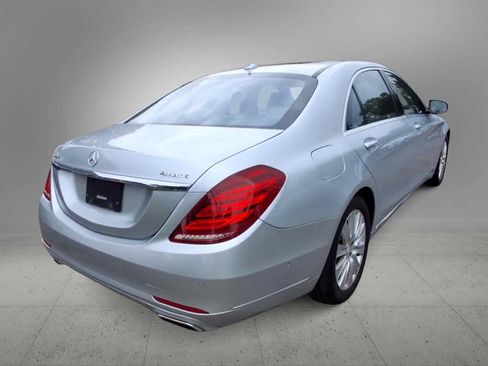Used 2015 Mercedes-Benz S 550 4MATIC Sedan image 8