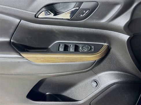 Used 2023 GMC Acadia SLE w/ Driver Convenience Package image 15