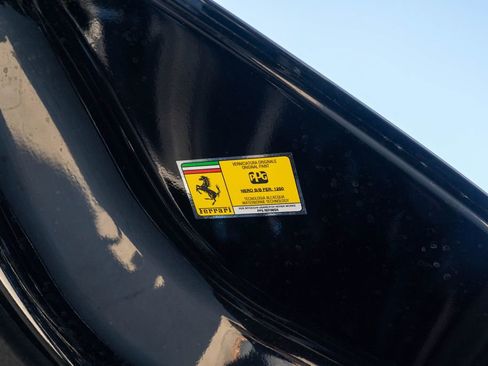 Used 2019 Ferrari Portofino image 24