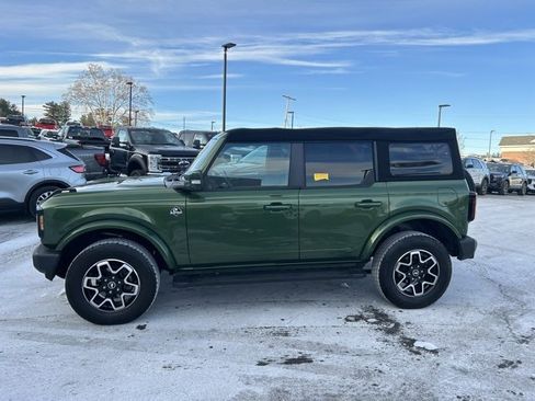 Used 2022 Ford Bronco Outer Banks image 6