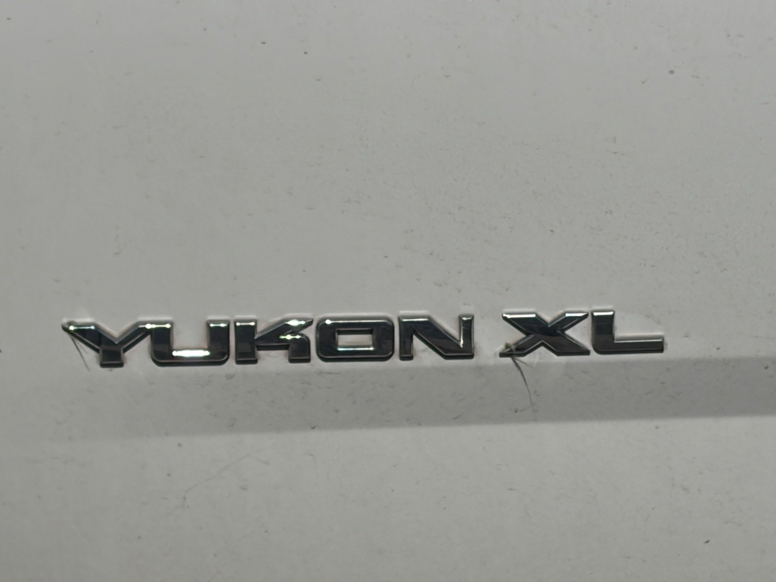 Used 2019 GMC Yukon XL SLT w/ Open Road Package RWD image 7