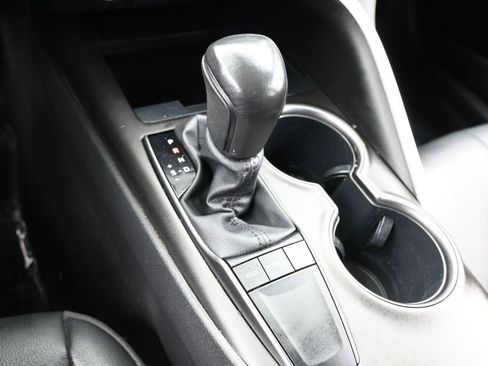 Used 2023 Toyota Camry SE FWD image 23