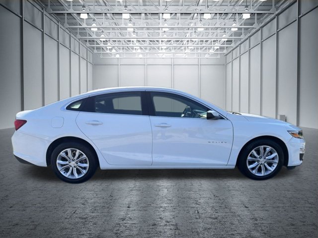 Used 2024 Chevrolet Malibu LT FWD image 2