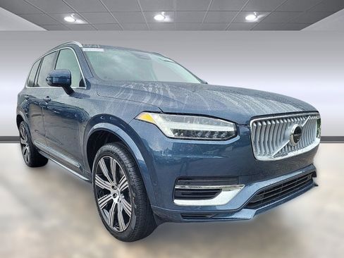New 2024 Volvo XC90 T8 Ultimate w/ Protection Package Premier image 20