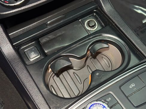 Used 2016 Mercedes-Benz GL 450 4MATIC w/ Premium I Package image 39