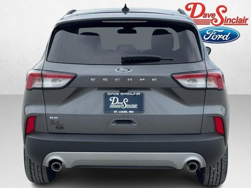 Used 2022 Ford Escape SE w/ Convenience Package FWD image 8