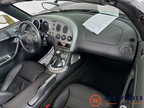 Used 2007 Pontiac Solstice Convertible w/ Premium Package RWD image 32