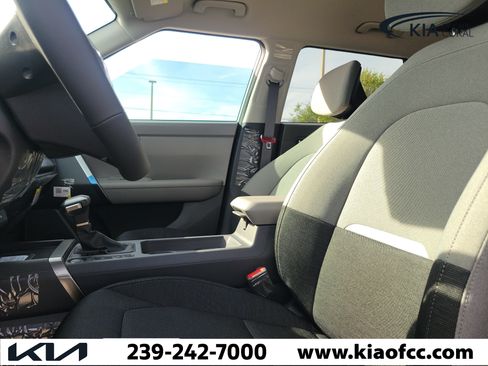 New 2027 Kia Seltos S FWD image 27