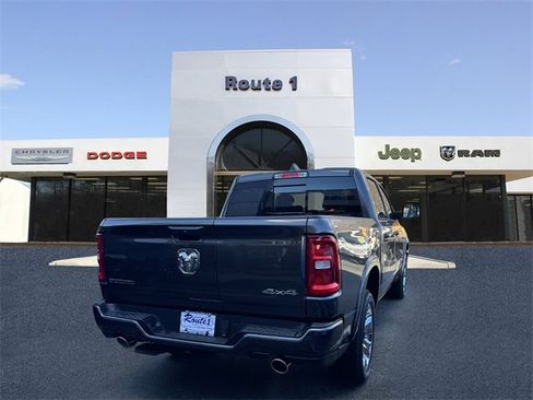 New 2026 RAM 1500 4x4 Crew Cab image 9