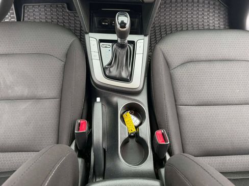 Used 2018 Hyundai Elantra Value Edition w/ Cargo Package image 13