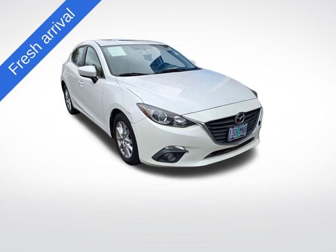 Used 2015 MAZDA MAZDA3 i Touring w/ Technology Package image 1