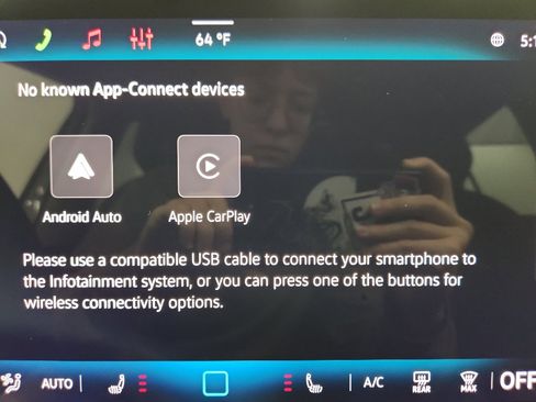 New 2026 Volkswagen Tiguan SE image 22