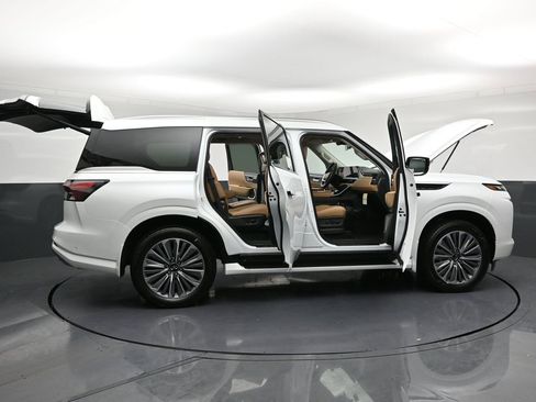 New 2026 INFINITI QX80 Luxe w/ Cargo Package image 38