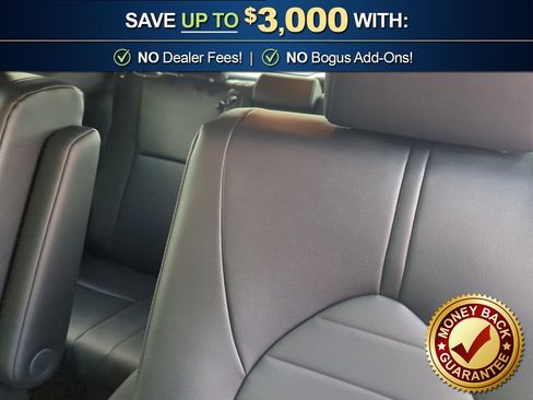 Used 2025 Toyota Highlander XLE FWD image 21