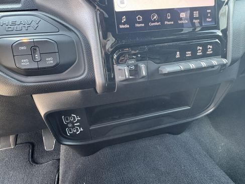 Used 2026 RAM 2500 Big Horn AWD/4WD image 27