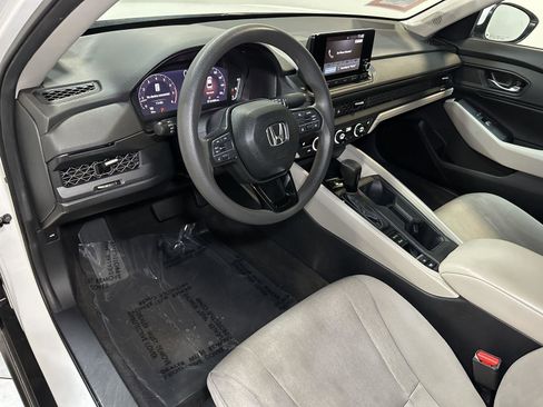 Certified 2023 Honda Accord EX image 24