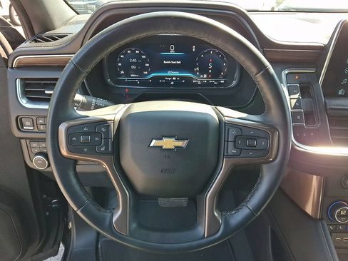 Certified 2024 Chevrolet Suburban High Country AWD/4WD image 18