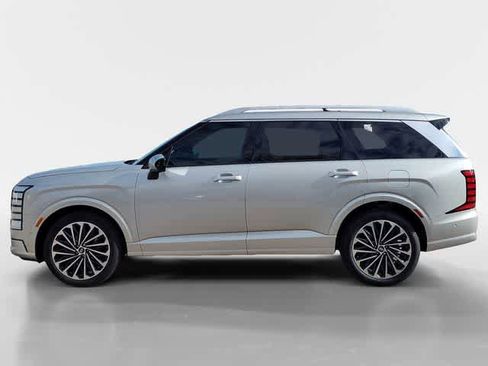 New 2026 Hyundai Palisade Calligraphy FWD image 3