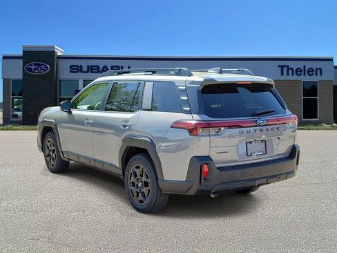 Used 2026 Subaru Outback Limited AWD/4WD image 3