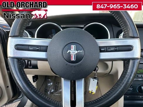 Used 2005 Ford Mustang Convertible image 20