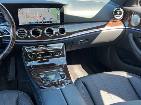 Used 2021 Mercedes-Benz E 450 4MATIC Sedan image 28