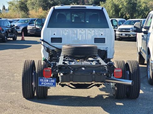 New 2025 Ford F550 4x4 SuperCab Super Duty image 12