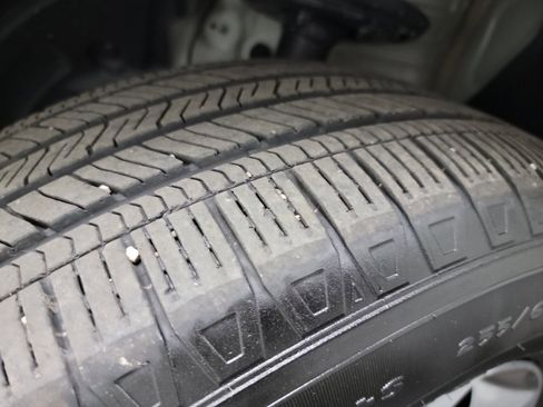 Used 2025 Honda Pilot EX-L image 30