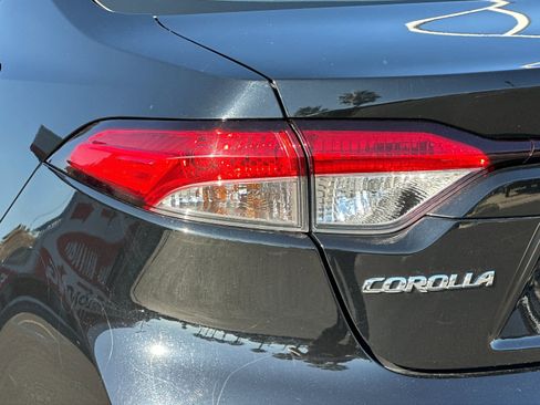 Used 2023 Toyota Corolla LE image 22