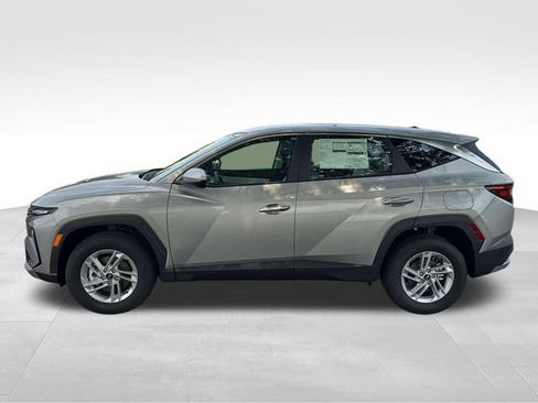 New 2026 Hyundai Tucson SE AWD/4WD image 2