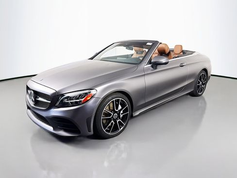 Used 2020 Mercedes-Benz C 300 Cabriolet image 42