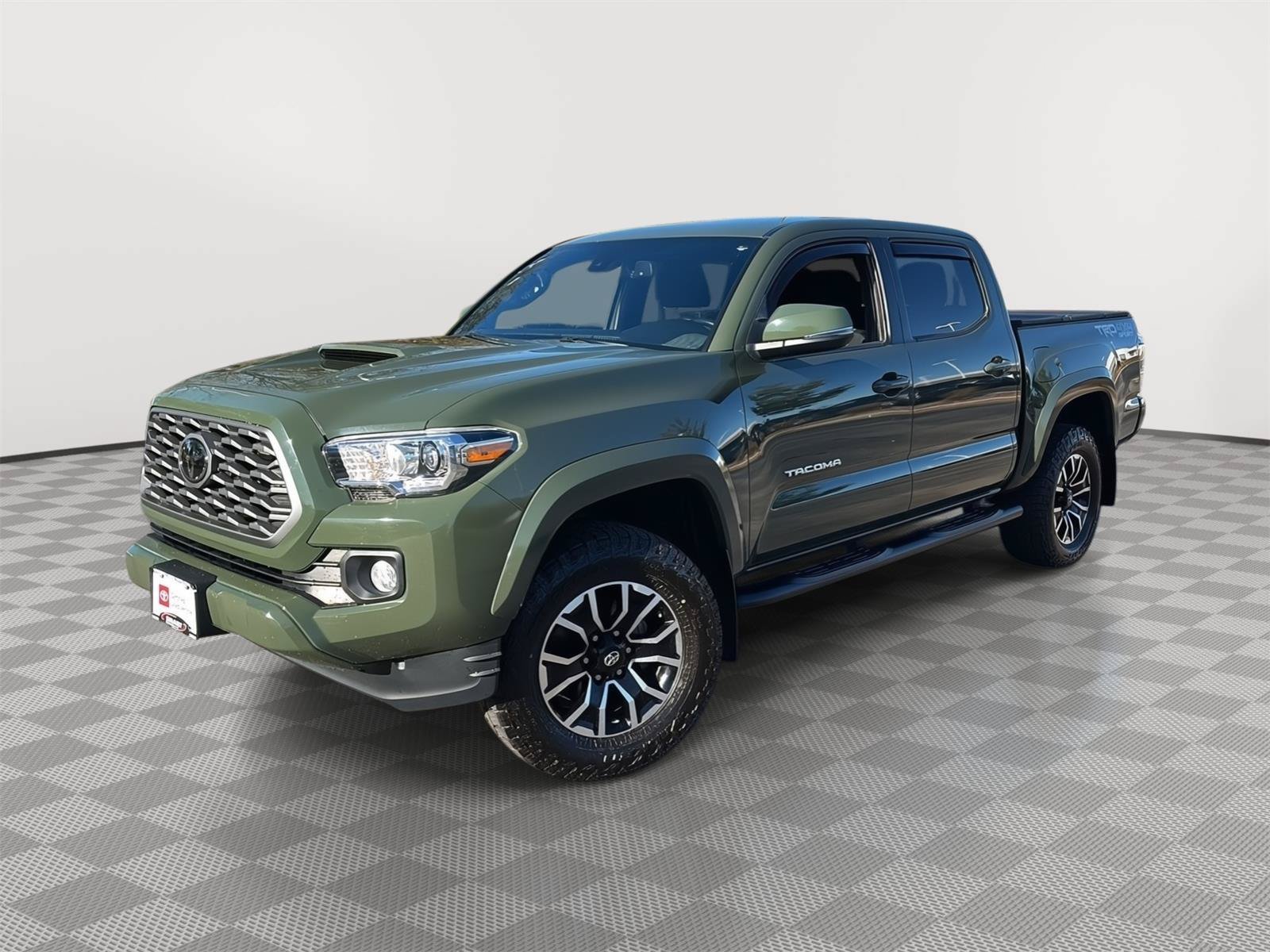Used 2021 Toyota Tacoma TRD Sport w/ Technology Package AWD/4WD image 1