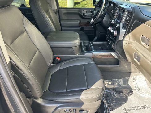 Used 2023 GMC Sierra 2500 SLT w/ SLT Convenience Package AWD/4WD image 13