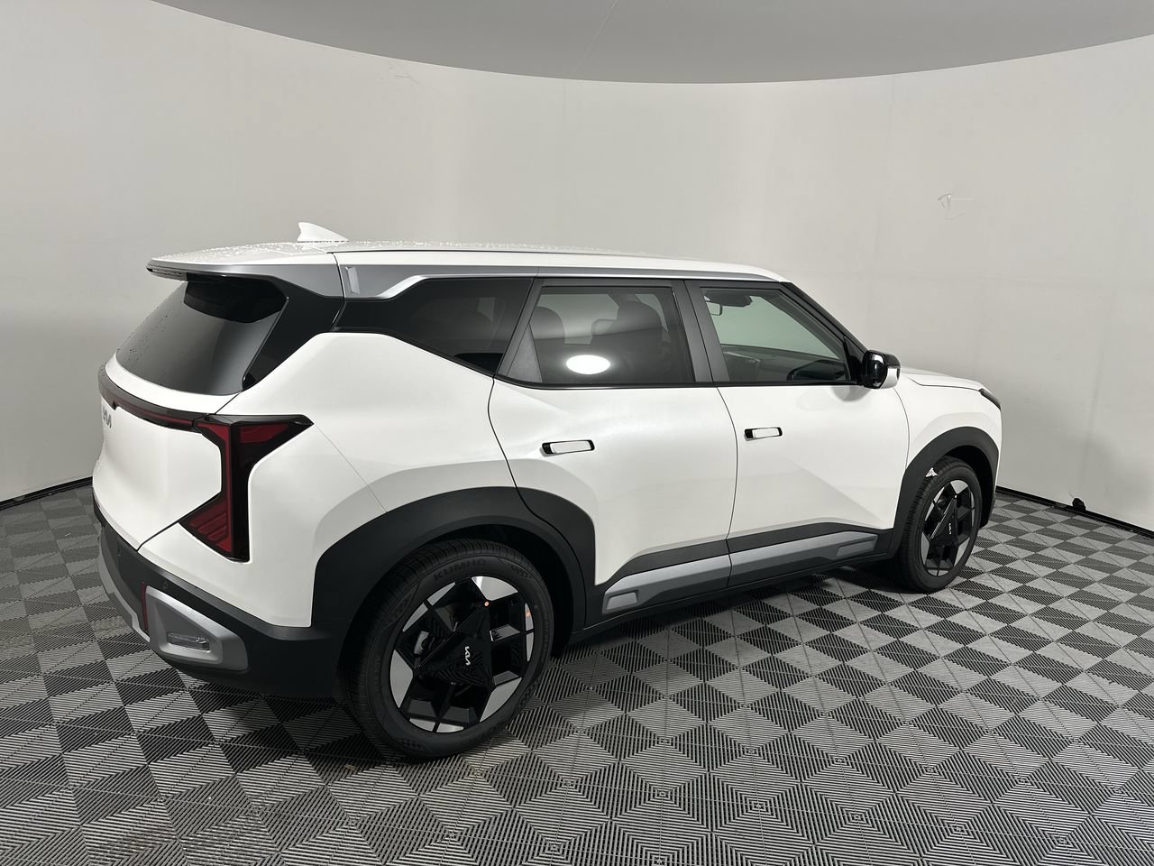 New 2027 Kia Seltos S FWD image 19