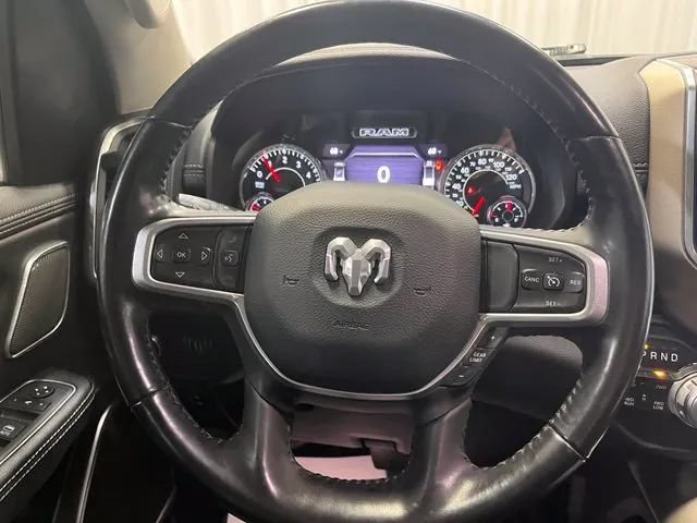 Used 2022 RAM 1500 Laramie AWD/4WD image 19