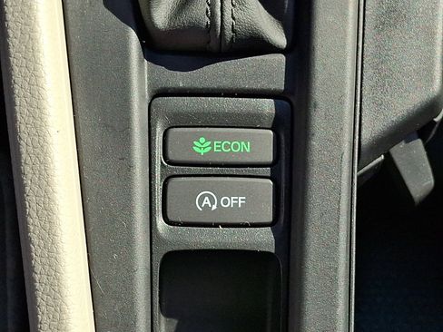 Certified 2025 Honda Accord LX image 24