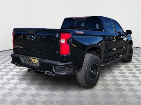Used 2021 Chevrolet Silverado 1500 LT Trail Boss w/ Convenience Package II image 7